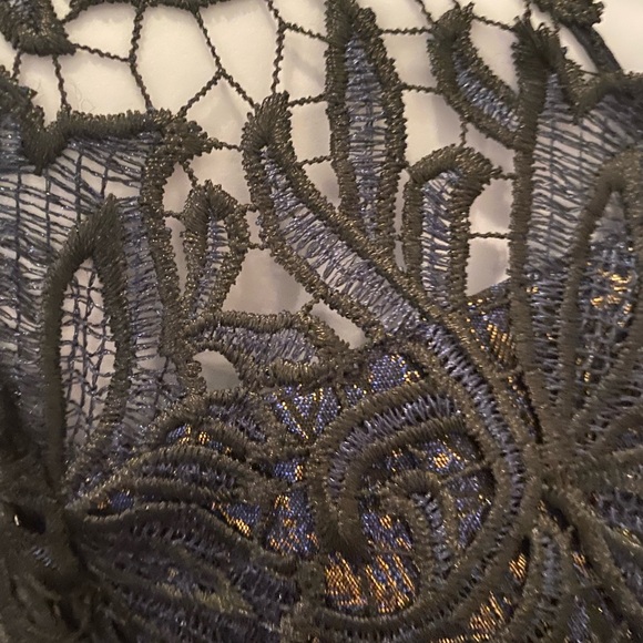 Elie Tahari Navy and Gold Lace Mini Dress - Picture 5 of 6